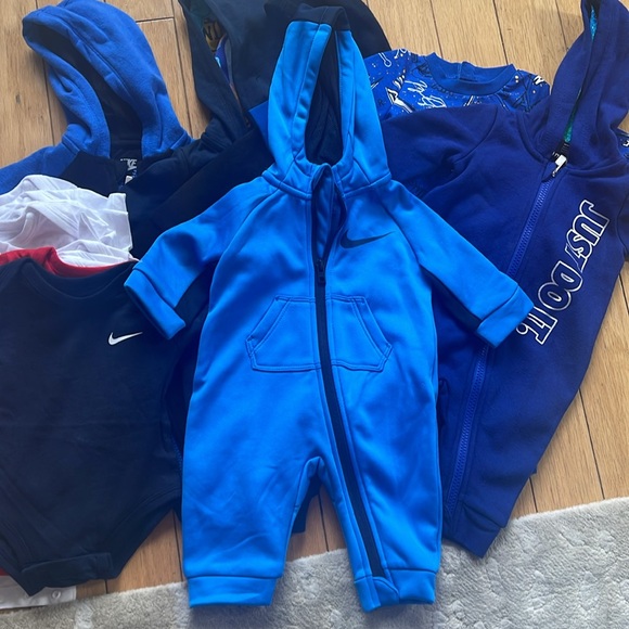 3 Month Old New Nike Onsies - Bundle - Picture 2 of 8